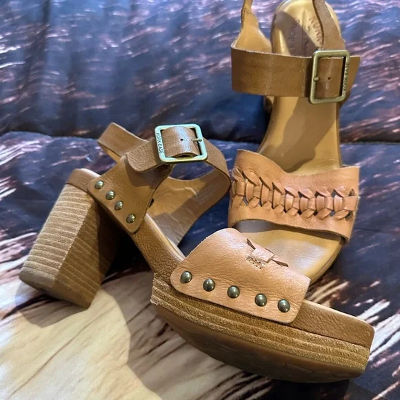 Kork-Ease Tan Wedge Leather Platform Woven Strap Sandals Size 9 - Picture 2 of 4